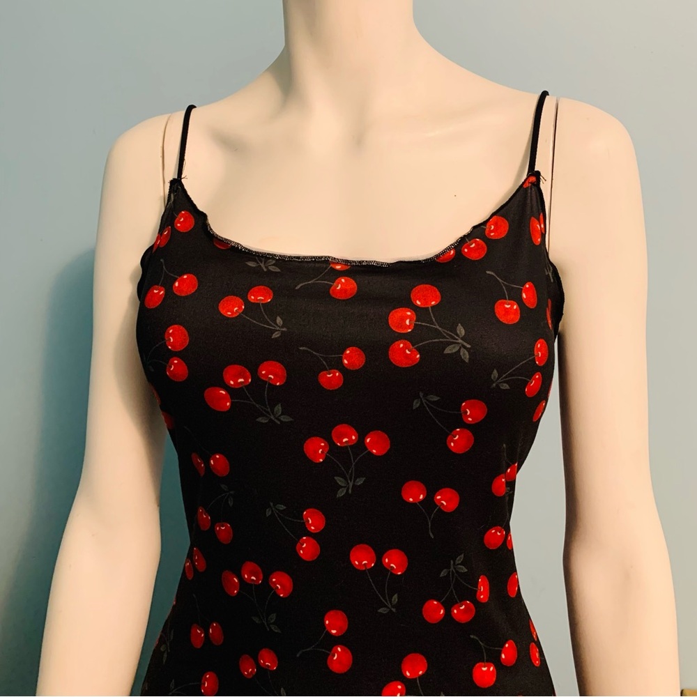Black Cherry Bodycon Dress - Picture 2 of 5